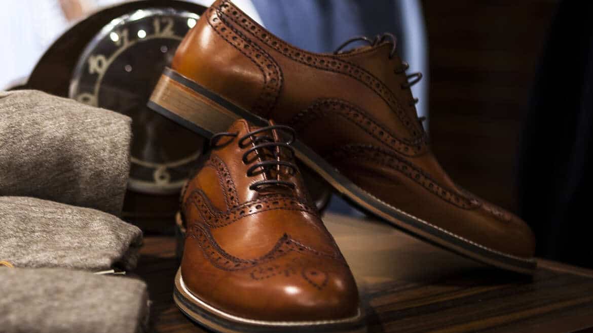 Naprawa butów męskich
